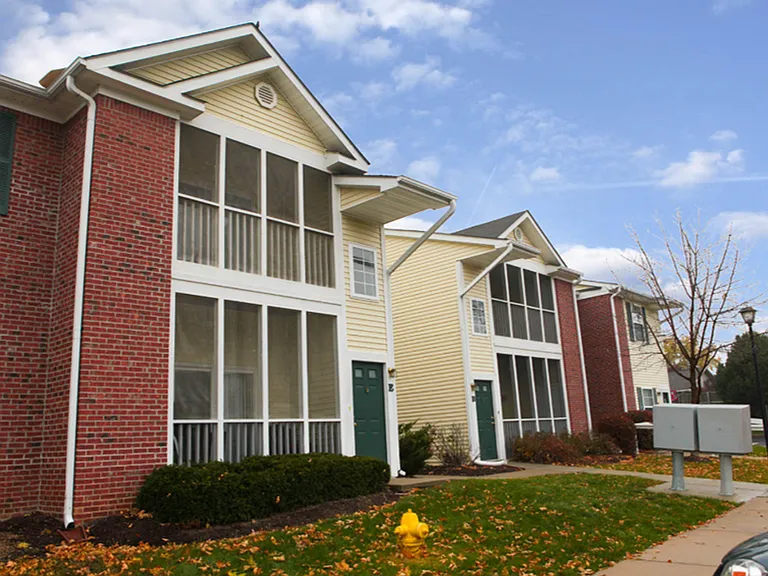Jefferson Place Apartments — Photo 16
