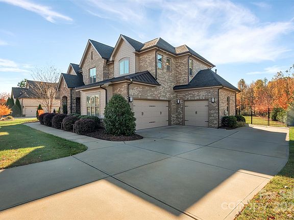 2nd image of 308 Wheatberry Hill Dr