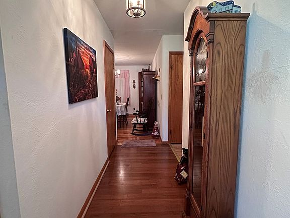 2nd image of 522 N Highland Dr