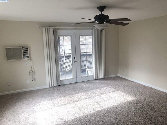 4th image of 526 S 40th Ave #A