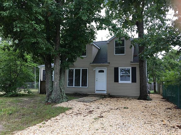2nd image of 251 Pt Pleasant Ave