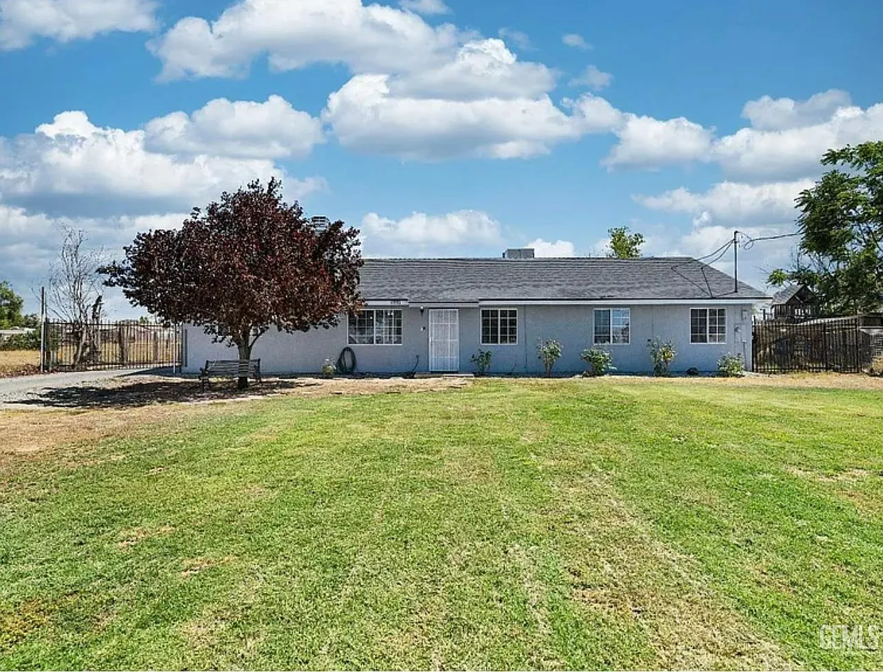 4331 Lorraine St photo 1