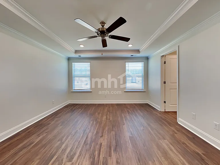 528 Plumeria Ln — Photo 12