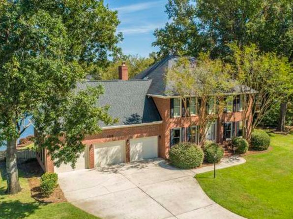 1322 Hidden Lakes Dr