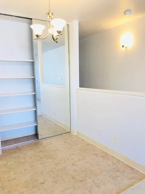 2 Bedroom, 2 Bathroom, 2 Parking (Lalea at Hawaii Kai) — Photo 4