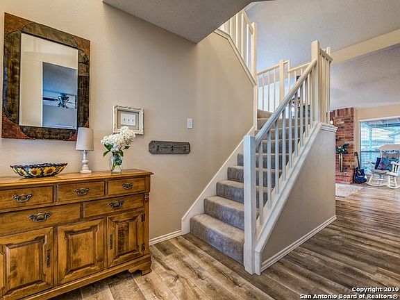4th image of 2609 Hidden Grove Ln