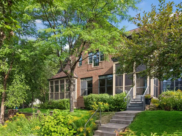 1401 Franklin Ave SE, Minneapolis, MN 55414