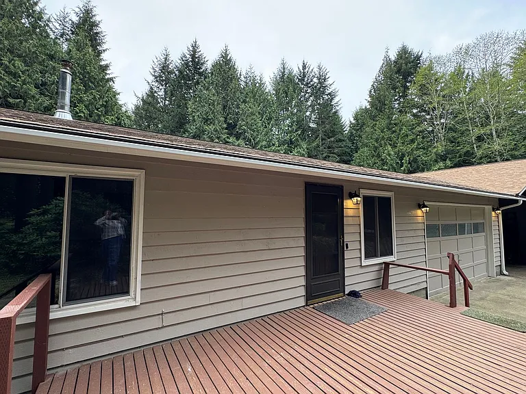 4005 NE Kedros Dr — Photo 19