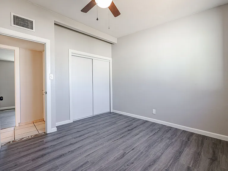 3607 W La Salle St — Photo 5