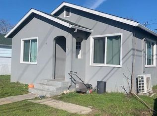 42 N 9th St, Central Pt, OR 97502