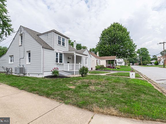 2nd image of 2609 Garfield Ave
