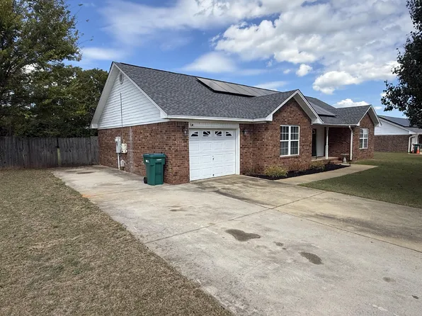 3545 Drayton Dr, Dalzell, SC 29040