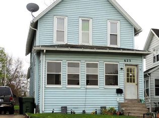 623 9th Ave S, Clinton, IA 52732