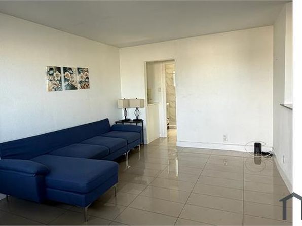 180 W New York Ave #2
