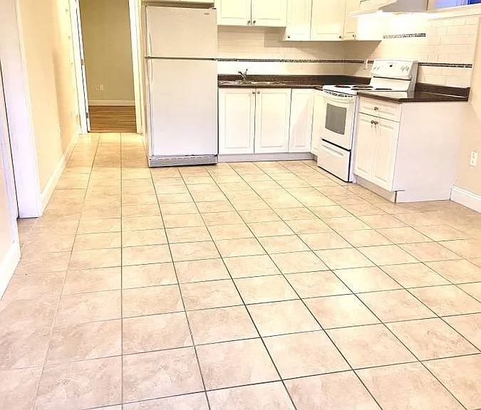Pandora St — Photo 1