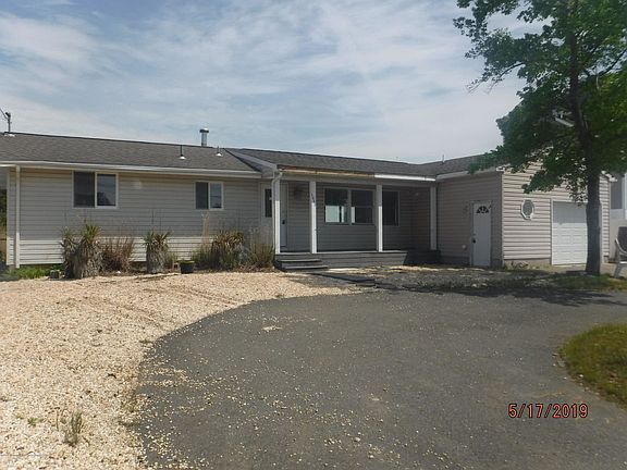 2nd image of 1852 Cable Dr