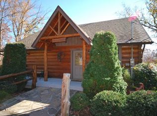 906 Boyd Blvd, Gatlinburg, TN 37738