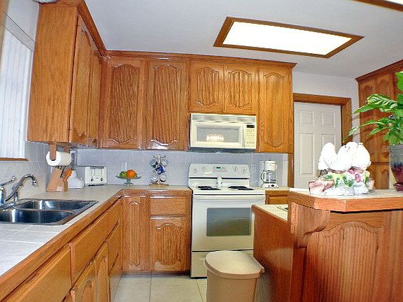 5th image of 5116 N 25th St