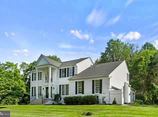 21046 Woodfield Rd, Gaithersburg, MD 20882