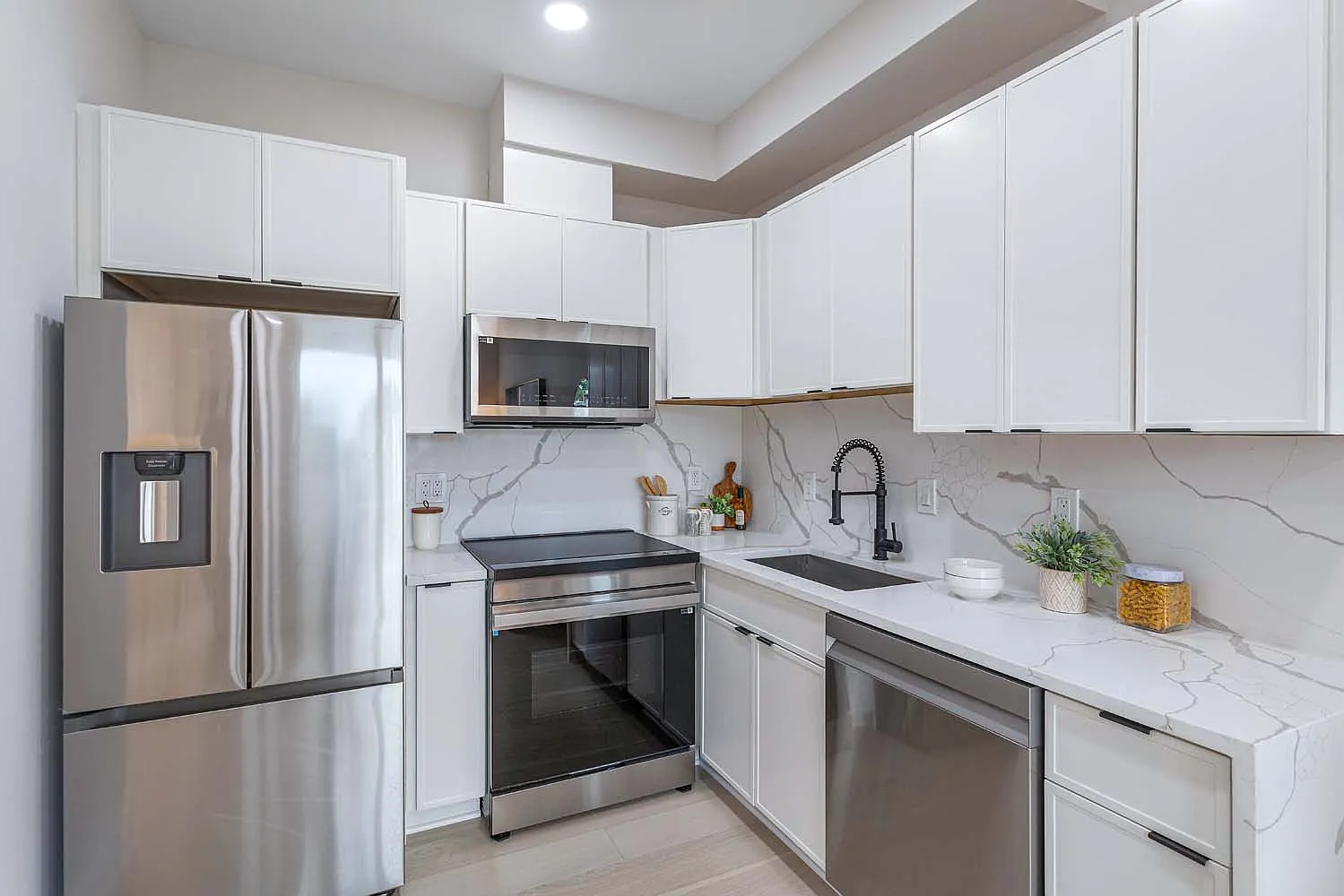 Paxton Park Apartments — Photo 2
