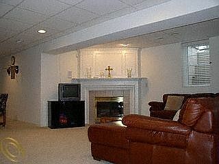 7424 N.Central Pk.5