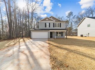 3417 Hadham Pl, Greensboro, NC 27405