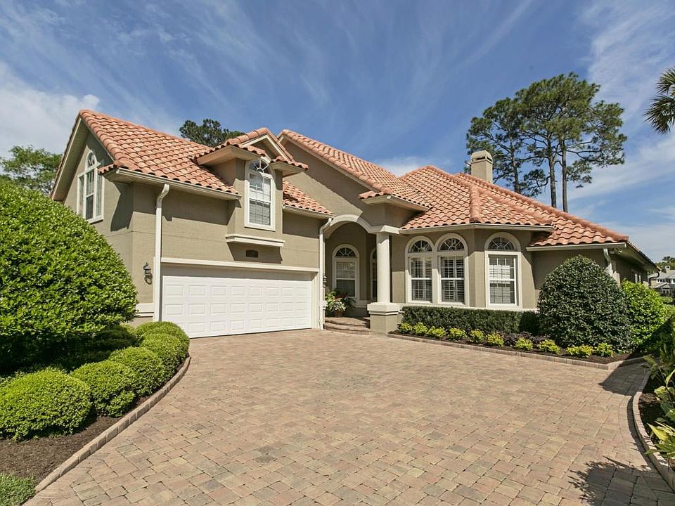 1st image of 108 Dahlia Ct