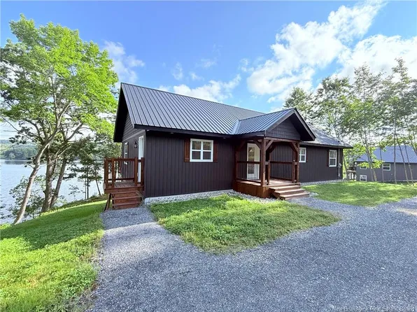 824 Temple Rd, Canterbury, NB E6H 1H4