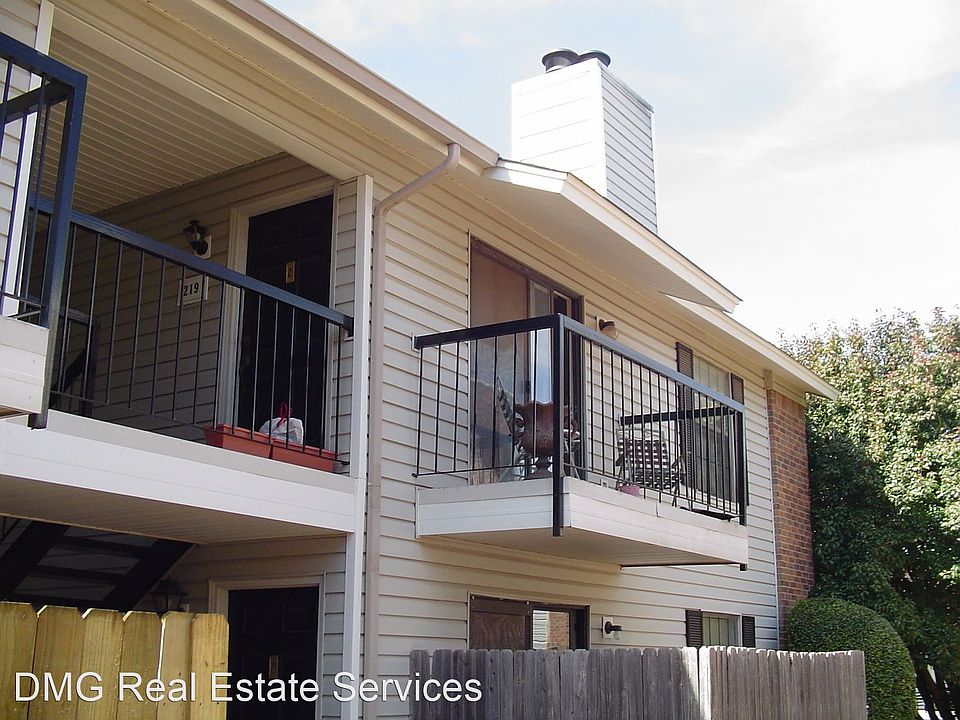 2nd image of 3000 S Chautauqua Ave #218