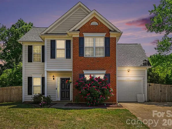 13403 Willow Falls Rd, Charlotte, NC 28215