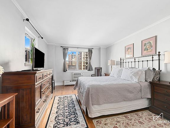 5th image of 340 E 80th St #14P