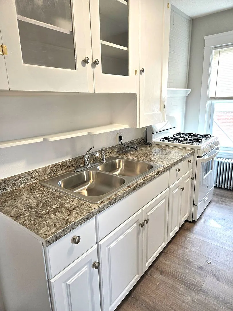 161 Montgomery Street (Previous Ownership - Js Residential) — Photo 1