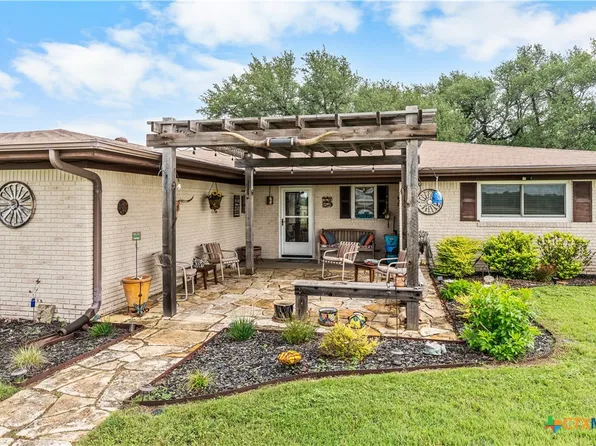 2911 Osage Rd, Gatesville, TX 76528