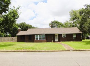 1800 Leggett Dr, Galena Park, TX 77547