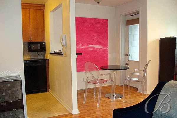 Sold by Bellmarc Realty | media 6