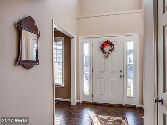 4th image of 9811 Cannonball Ct