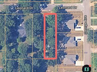 Leonard Dr, Tupelo, MS 38801