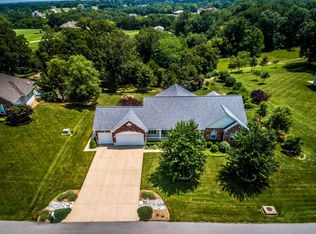 312 Pioneer Ridge Dr, Wentzville, MO 63385