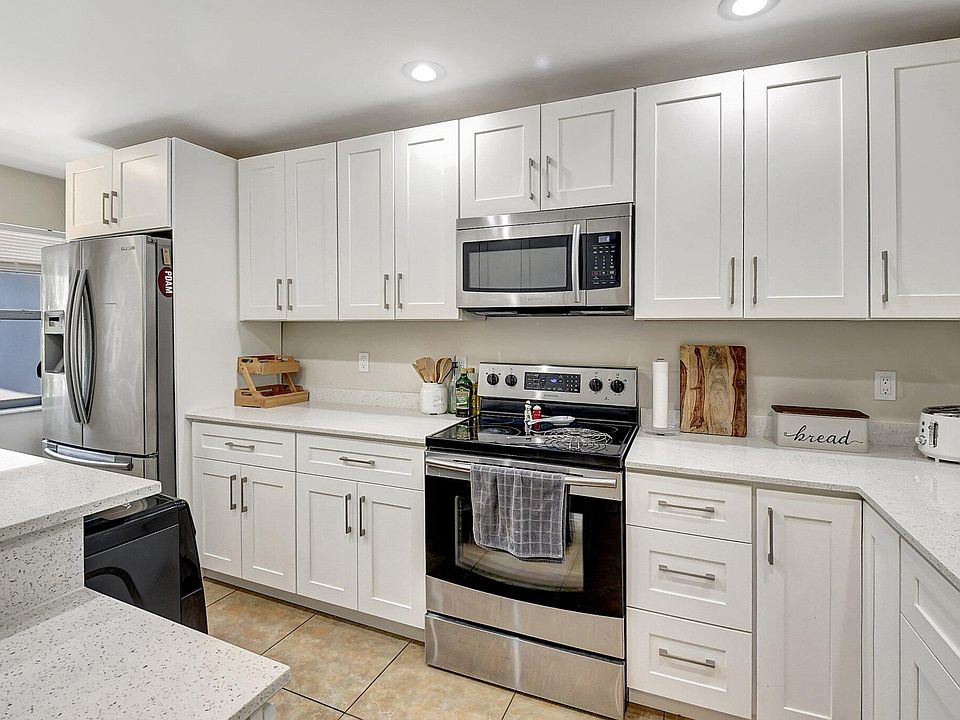 1st image of 3016 SW 21st Terrace #361b