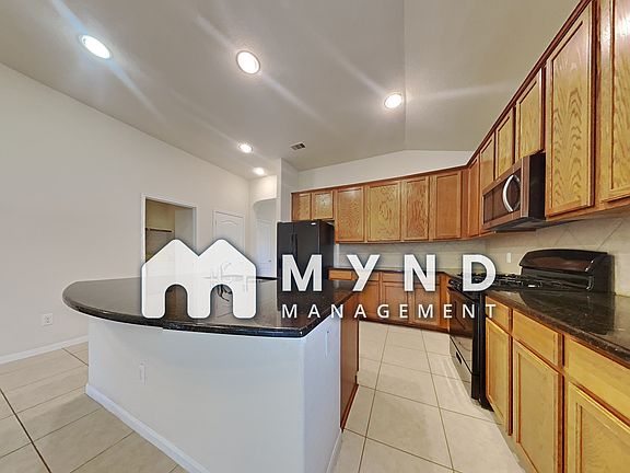 3rd image of 24419 N Tide Bay Cir