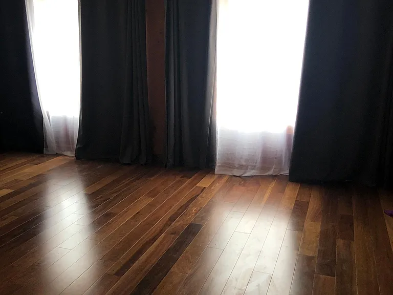 Curtains closed, living/dining room