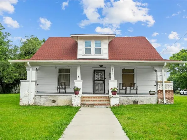 2037 Waughtown St, Winston Salem, NC 27107