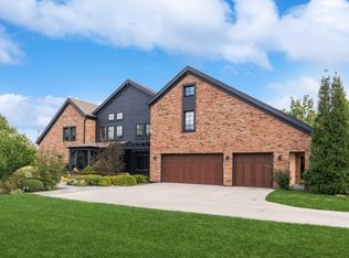 1258 Walters Ave, Northbrook, IL 60062