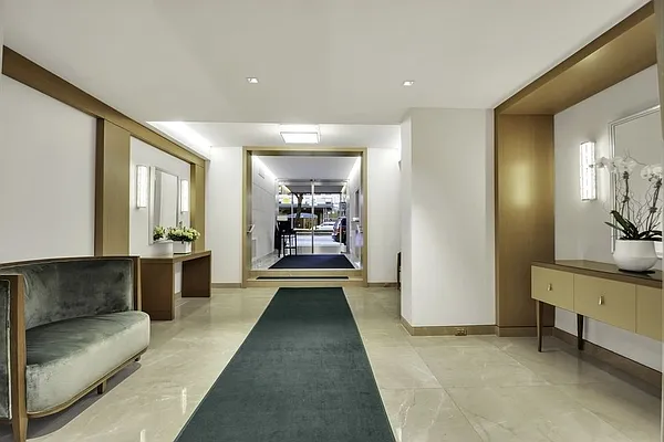 Rented by Alexander Anderson Real Estate Group | media 21