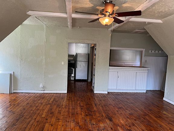 2nd image of 323 Bryant St APT 3