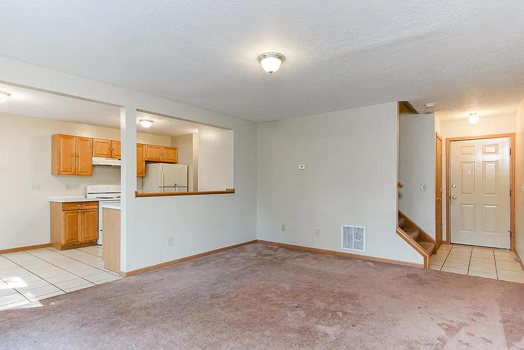 2875 Surf Ave — Photo 1