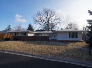 24 S 5th St, Batesville, IN 47006