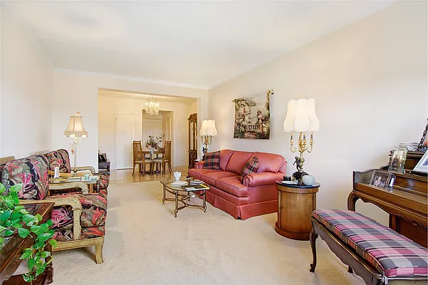 Sold by Douglas Elliman | media 25