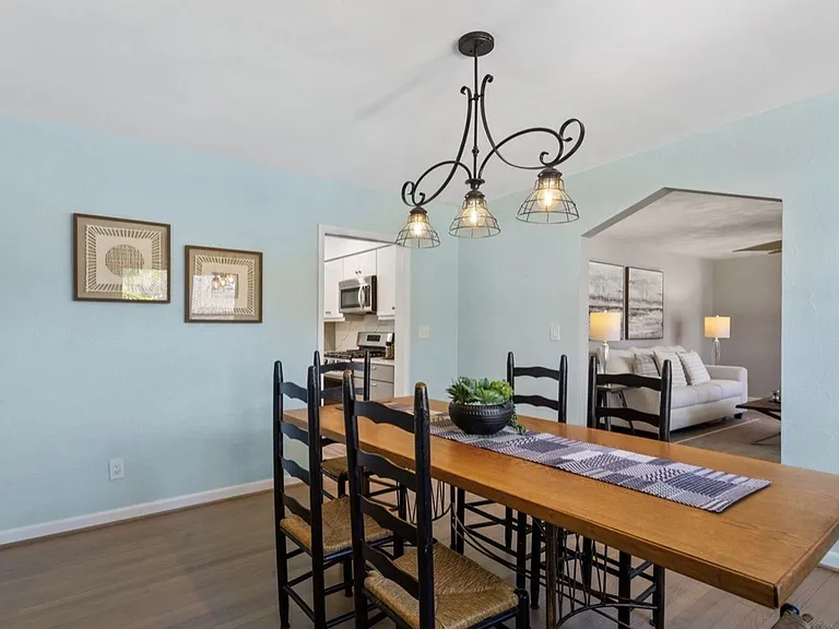 1404 Shelton Rd — Photo 9