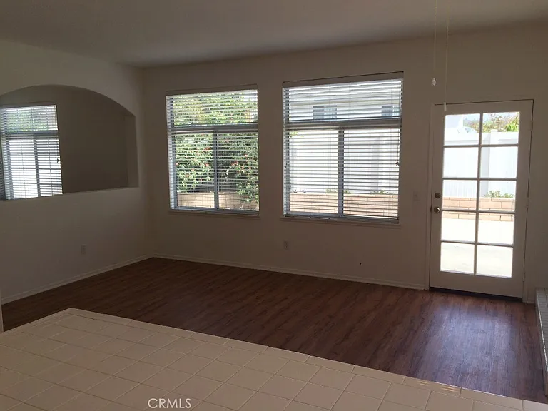 2196 Rancho Hills Dr — Photo 8